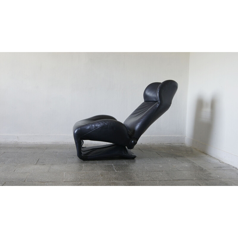 Vintage wink lounge chair in leather by Toshiyuki Kita for Cassina