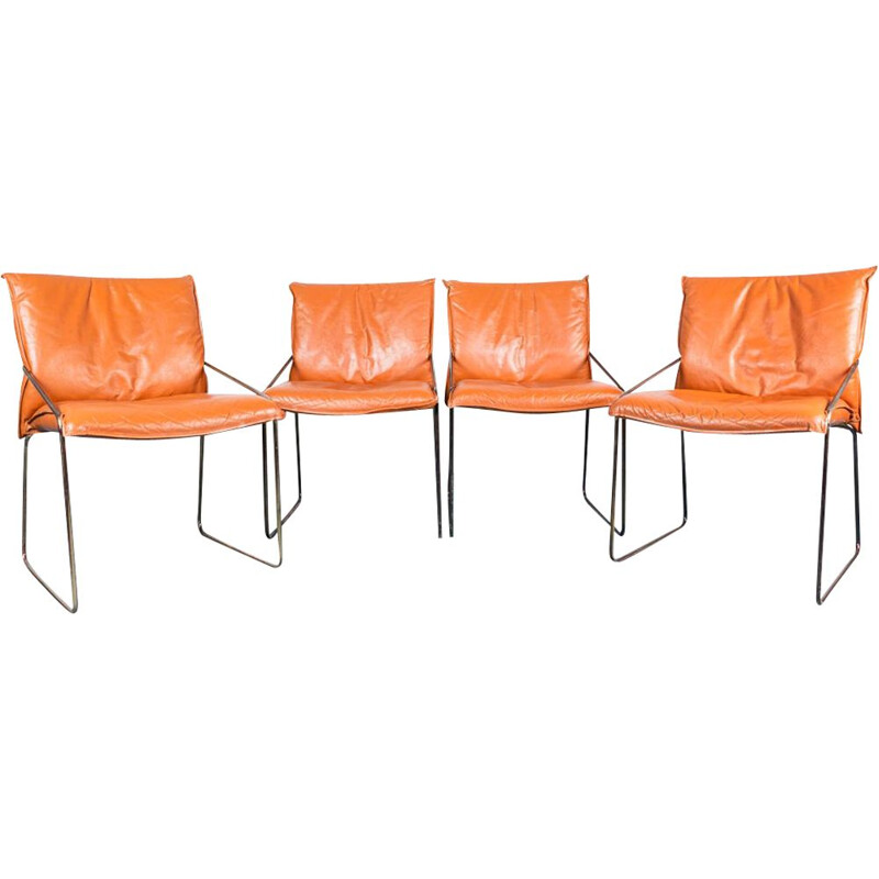 Conjunto de 4 cadeiras vintage em aço cromado e couro laranja, 1970