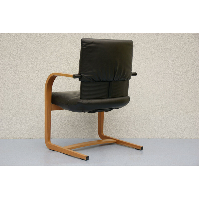 Conjunto de 6 cadeiras cantilever de couro Figura de Mario Bellini para Vitra, 1990