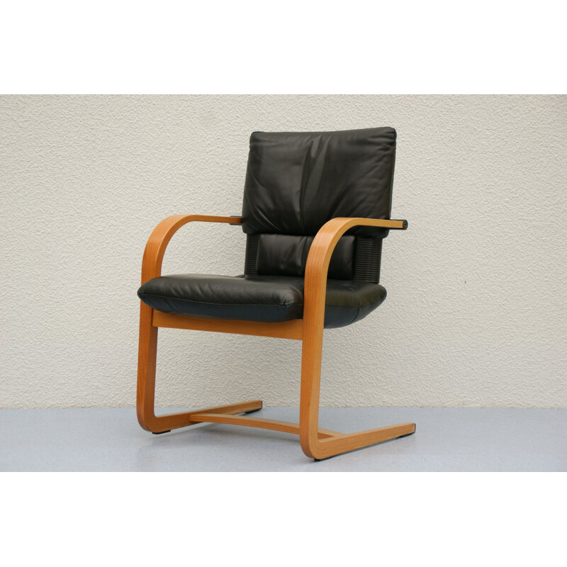 Set of 6 vintage Figura leather cantilever chairs by Mario Bellini for Vitra, 1990s