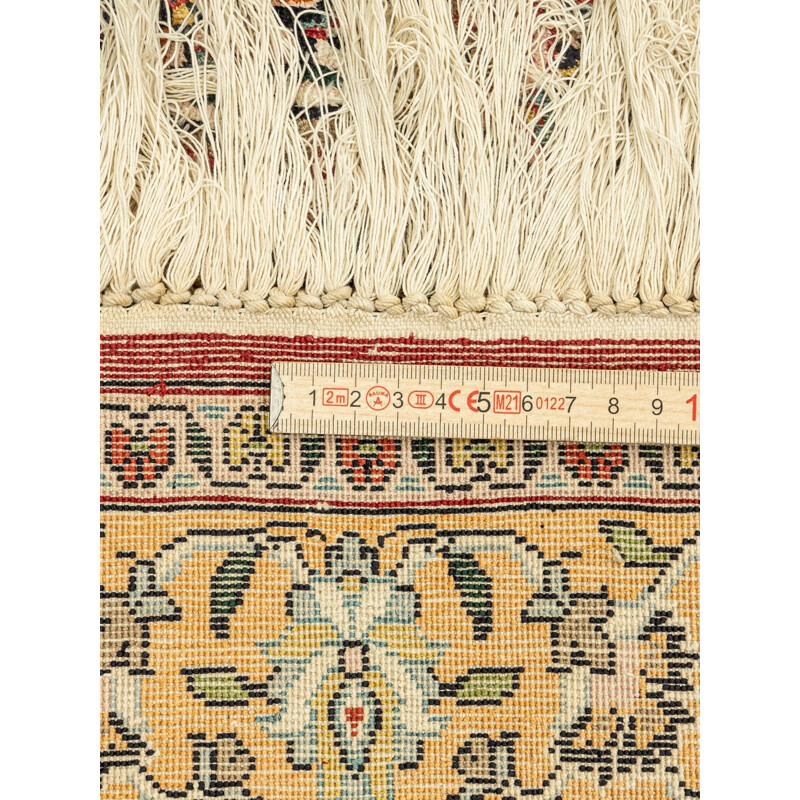 Vintage virgin wool rug, Pakistan 1960s