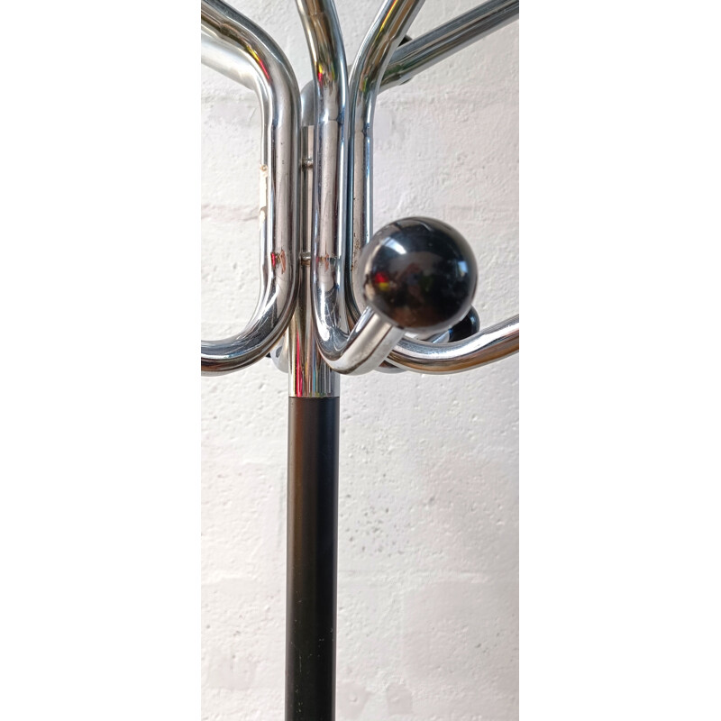 Industrial coat rack in chromed metal