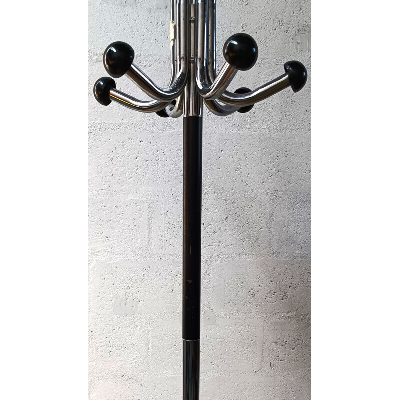 Industrial coat rack in chromed metal