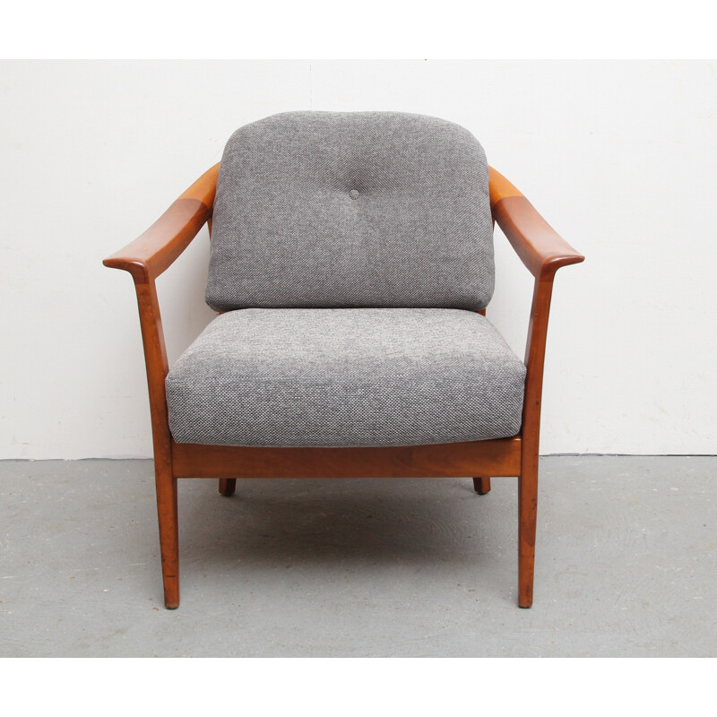 Mid century reupholstered armchair, Wilhelm KNOLL - 1960s