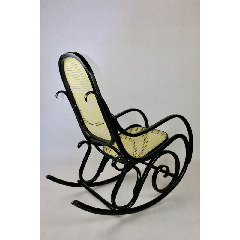 Cadeira de balanço preta Vintage de Michael Thonet, 1970