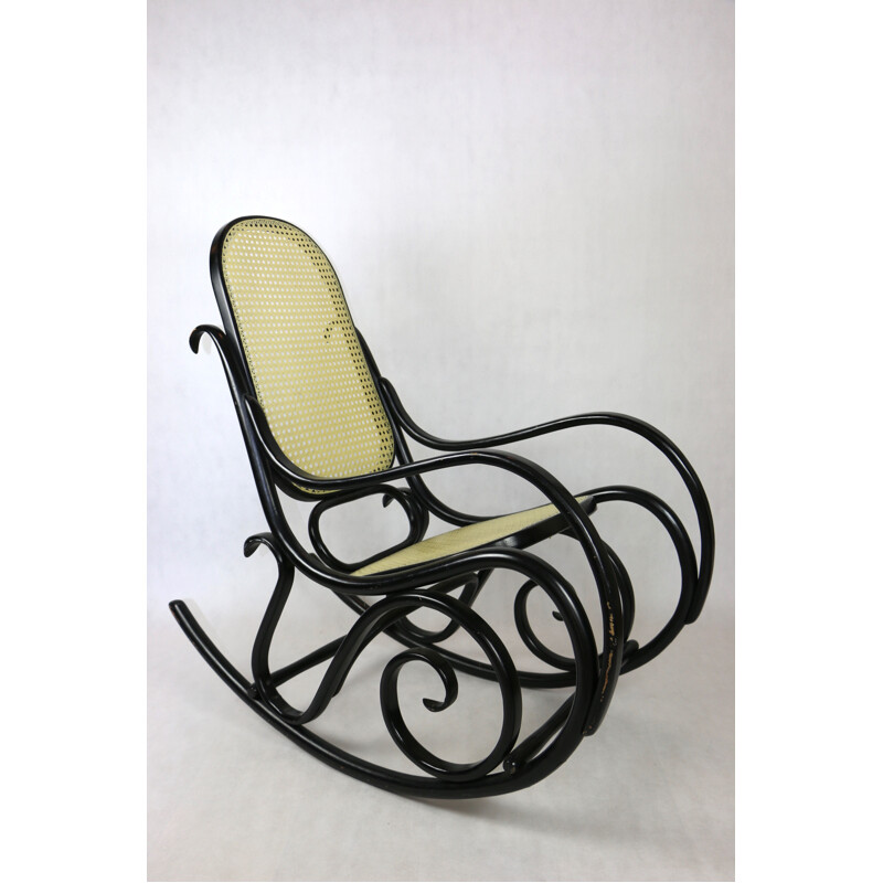 Chaise à bascule vintage noir par Michael Thonet, 1970