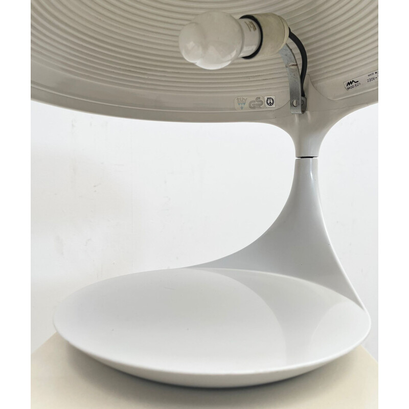 Paire de lampes de table blanches vintage en résine modèle "Cobra" par Elio Martinelli, Italie 1968