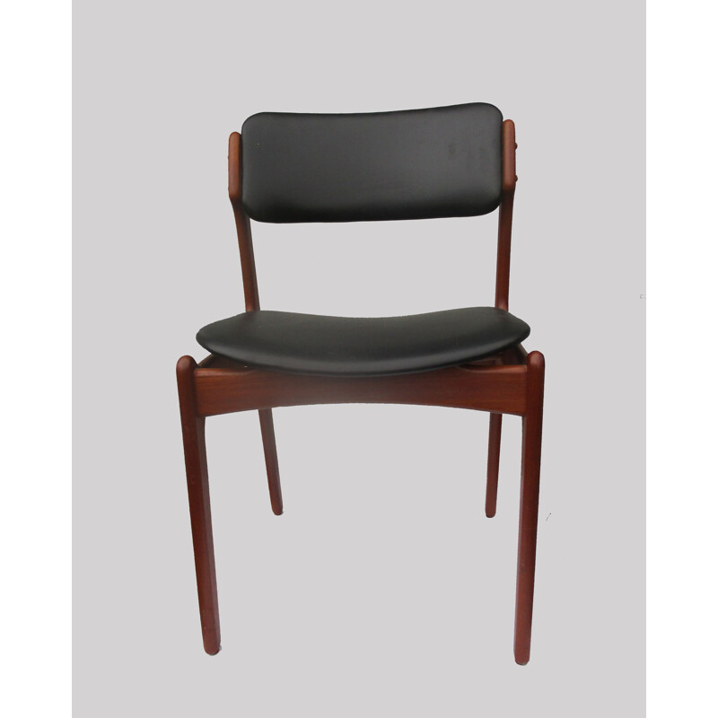 Set of 6 vintage dining chairs in black leather and teak by Erik Buch for Oddense Maskinsnedkeri, 1960