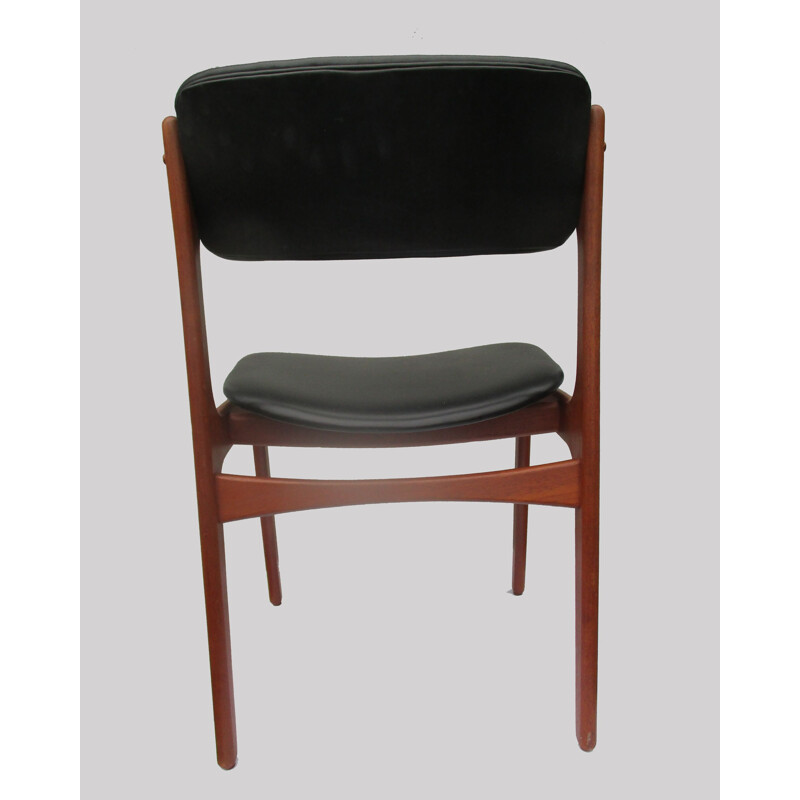 Set of 6 vintage dining chairs in black leather and teak by Erik Buch for Oddense Maskinsnedkeri, 1960