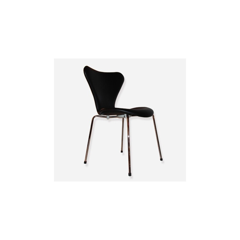 Black chair series 7, Arne JACOBSEN -  1990s