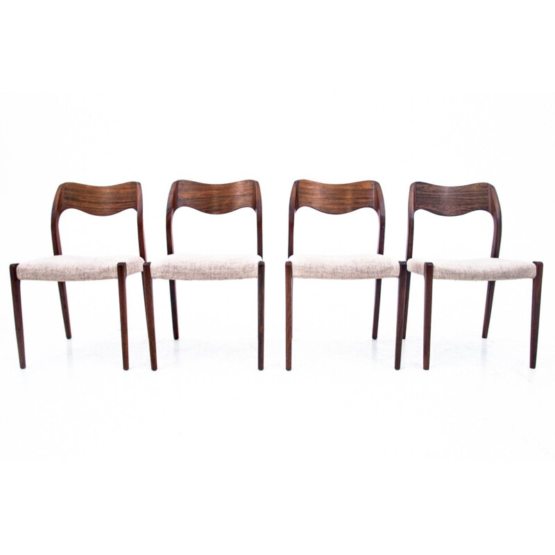 Set of 4 vintage Danish rosewood chairs model 71 by Niels O. Møller, 1960s