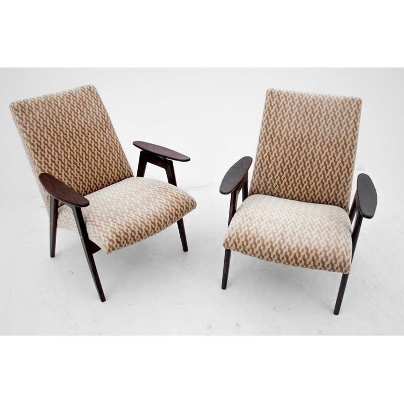 Deux fauteuils vintage beige de Jaroslav Šmídek pour Jitona, Tchécoslovaquie 1960