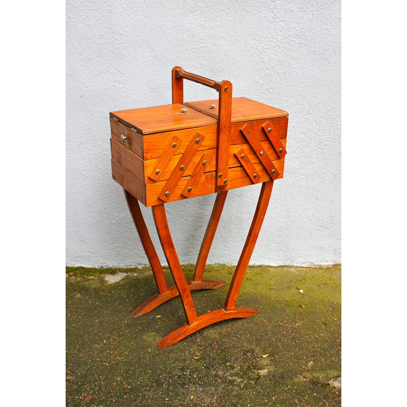 Mid century small sewing box in wood - 1950s