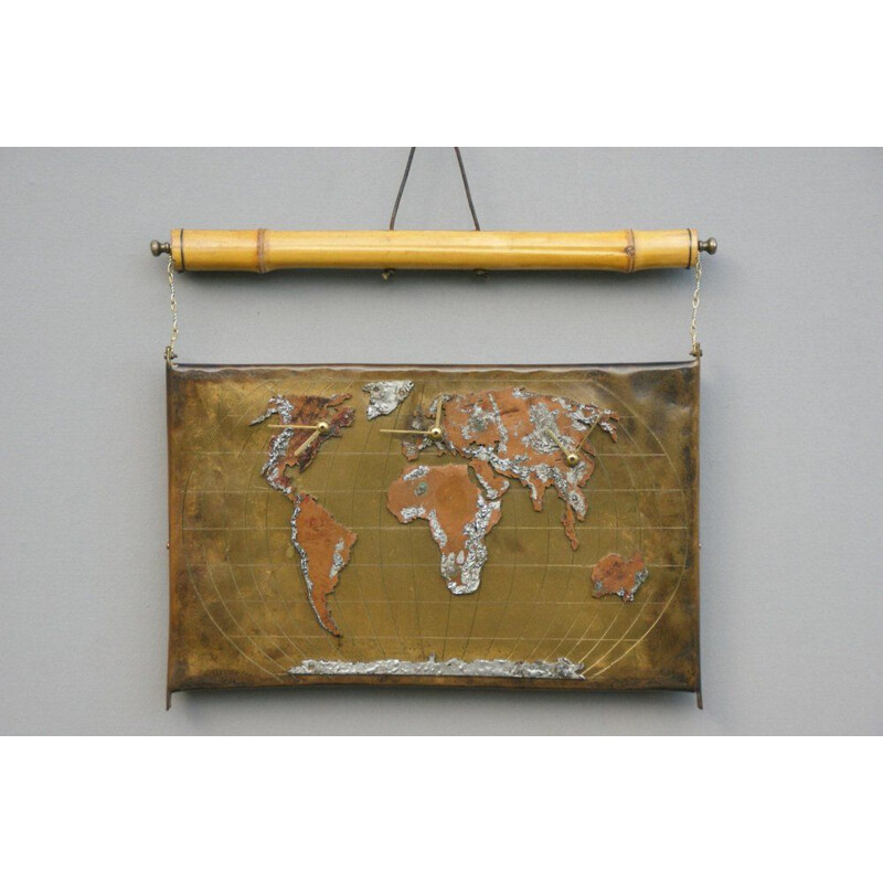 Reloj de pared vintage de latón y bambú con mapa del mundo, 1980