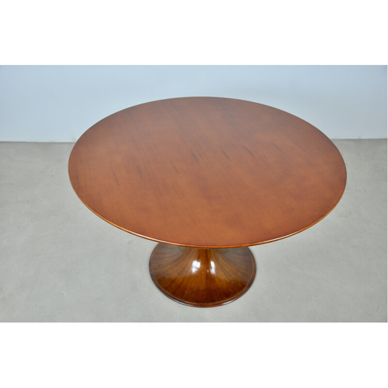 Vintage ronde houten tafel van Luigi Massoni voor Mobilia, 1959