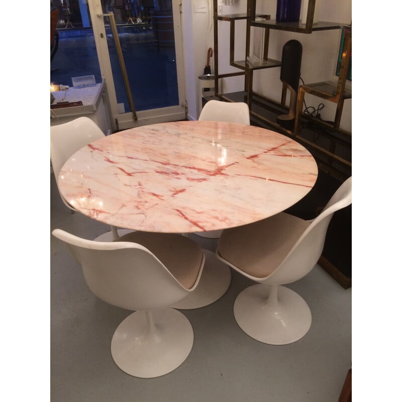 Table "Tulipe" Knoll en marbre rose, Eero SAARINEN - 1970