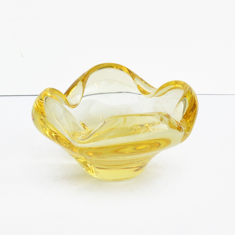 Vintage ashtray in yellow crystal glass by Miloslav Klinger for Zelezny Brod Sklo, 1960s