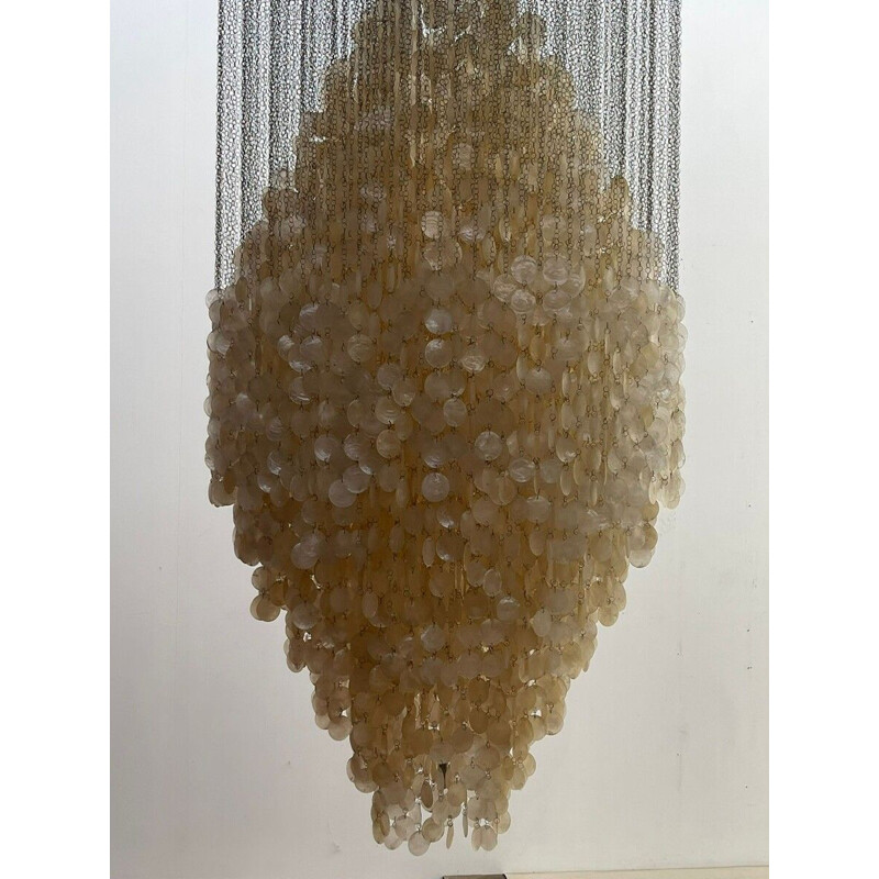 Vintage Fun 8Dm Seashell chandelier by Verner Panton