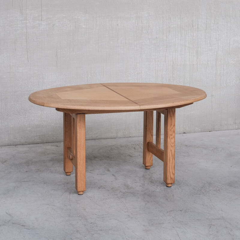 Oakwood oval French mid-century dining table by Guillerme et Chambron, 1970s