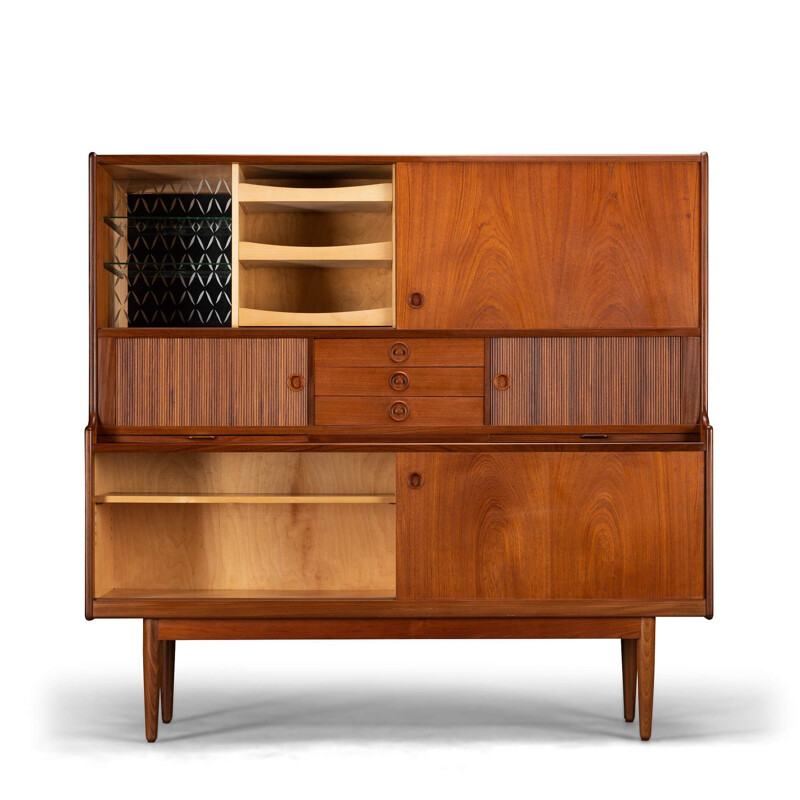 Teak vintage highboard by Johannes Andersen for J. Skaaning & Son, 1960s