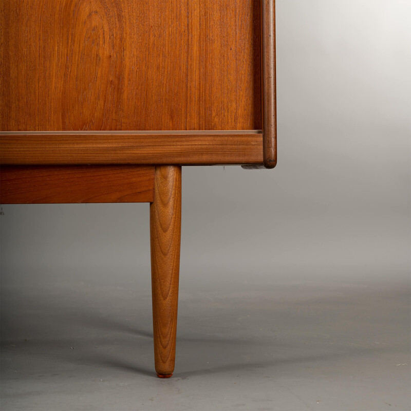 Teak vintage highboard by Johannes Andersen for J. Skaaning & Son, 1960s