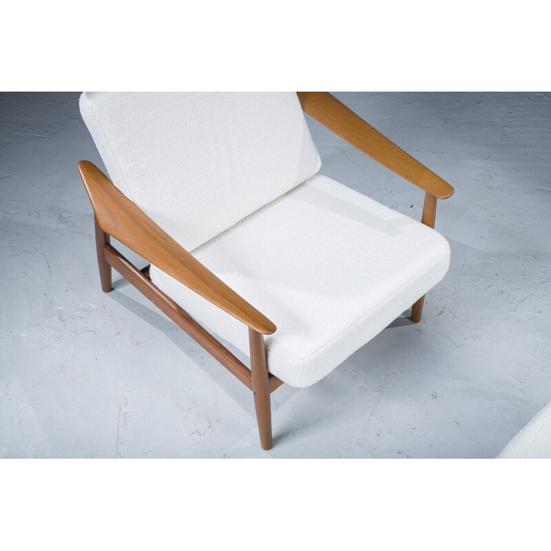 Cadeira Vintage dinamarquesa de teca e lã e otomana por Arne Vodder para França