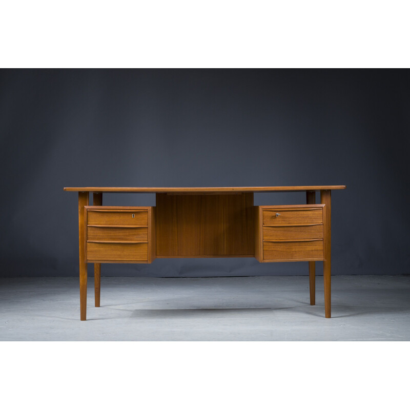 Bureau danois vintage en teck de Peter Lovig Nielsen pour Hedensted Mobelfabrik, 1961