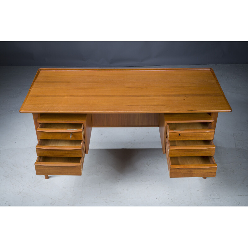 Bureau danois vintage en teck de Peter Lovig Nielsen pour Hedensted Mobelfabrik, 1961