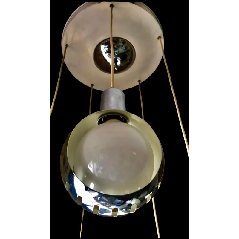 Lámpara de suspensión Stilnovo vintage con globo cromado, 1960