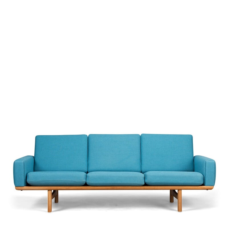 Vintage danish Ge2363 three-seater sofa by Hans J. Wegner for Getama, 1960s