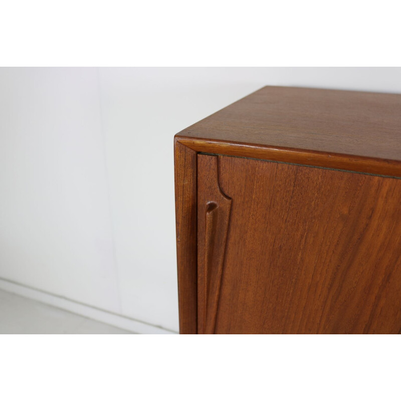 Credenza danese vintage in teak di Gunni Omann