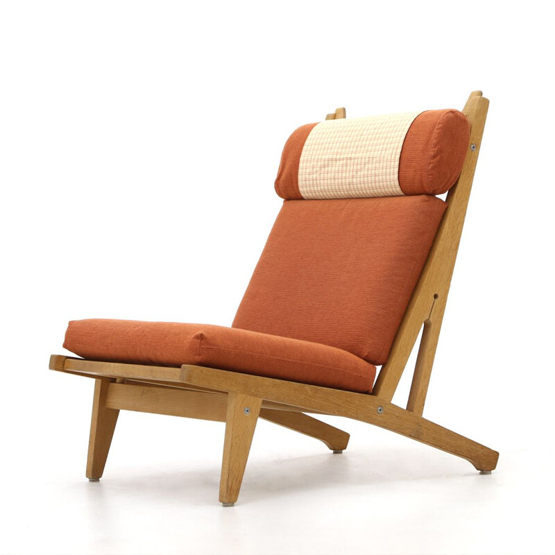 Vintage "Ge-375" oakwood armchair by Hans J. Wegner for Getama, 1960s