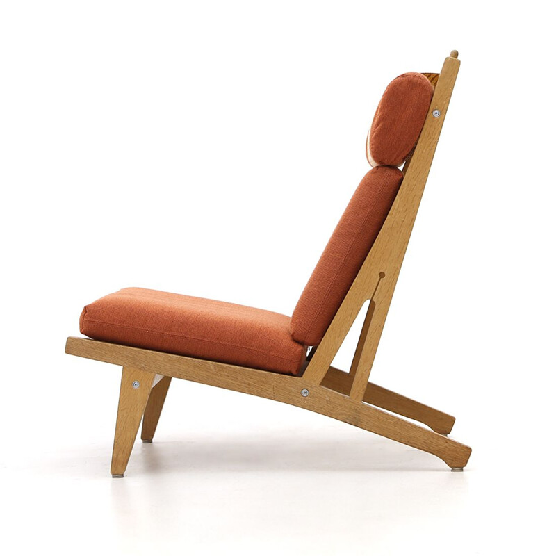 Vintage "Ge-375" oakwood armchair by Hans J. Wegner for Getama, 1960s