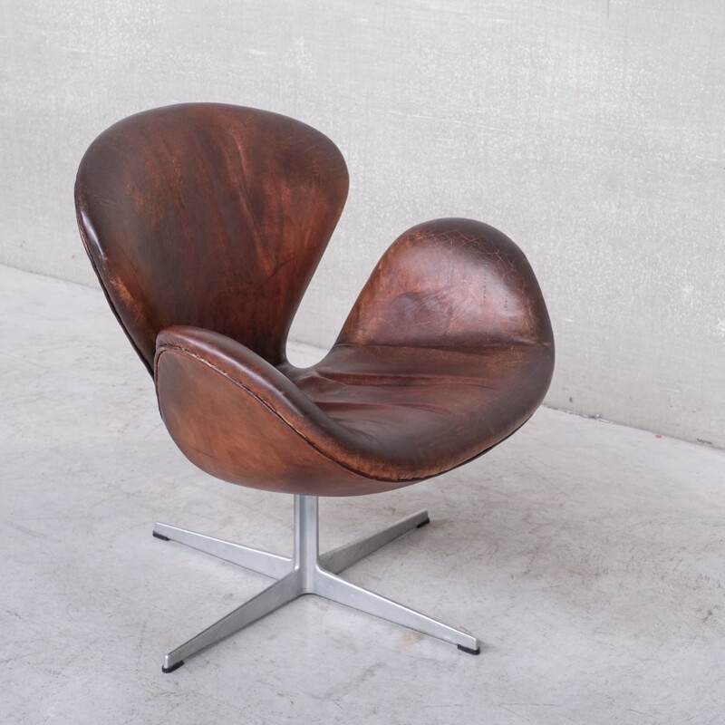 Vintage "3320" armchair by Arne Jacobsen for Fritz Hansen, 1960s