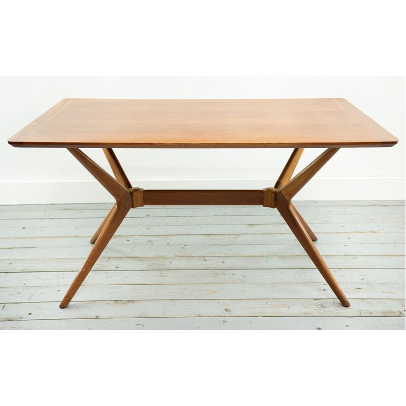 Mid-century teak "Helicopter" dining table by G-Plan, 1950s