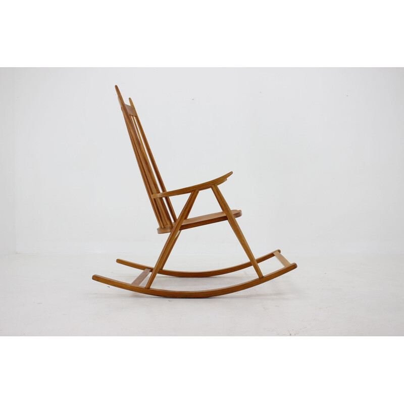 Vintage beechwood rocking chair by Varjosen Puunjalostus, Finland 1960s