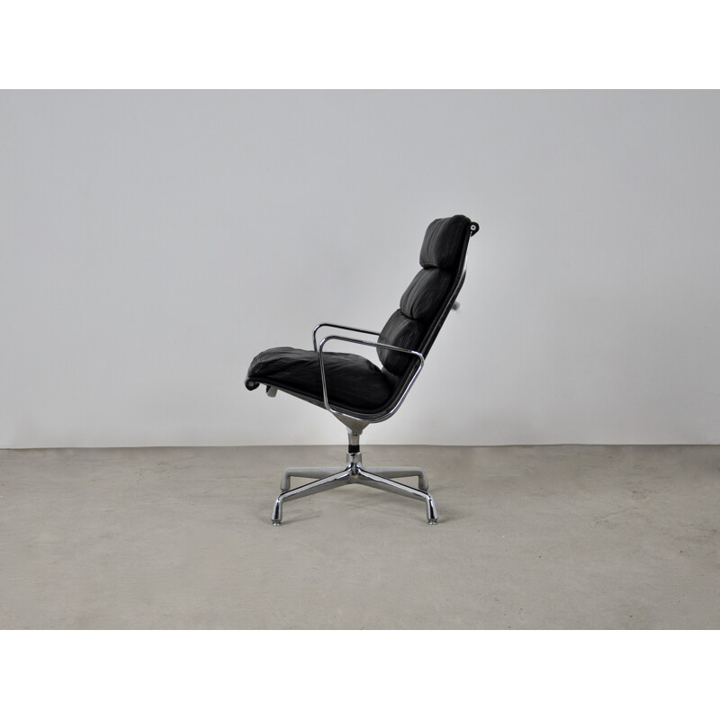 Vintage black leather Soft Pad chair by Charles & Ray Eames for Herman Miller, 1970