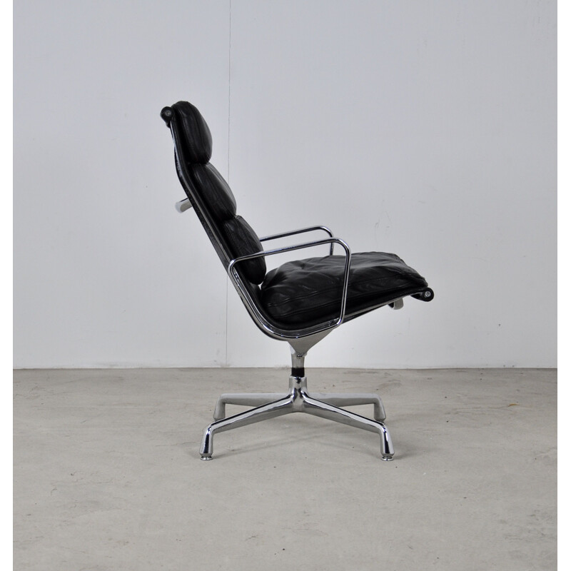 Vintage black leather Soft Pad chair by Charles & Ray Eames for Herman Miller, 1970