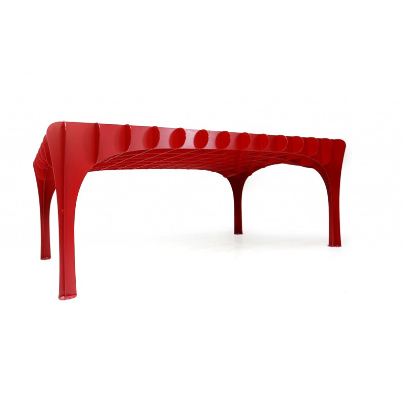 Table à repas en acier rouge, Bieke HOET - 2000