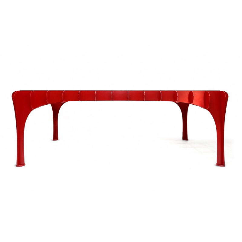 Red lacquer dining table, Bieke HOET - 2000s