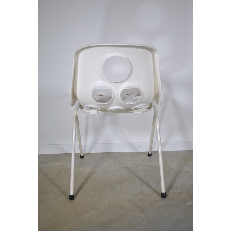 Vintage polyprop chair by Robin Day, 1960
