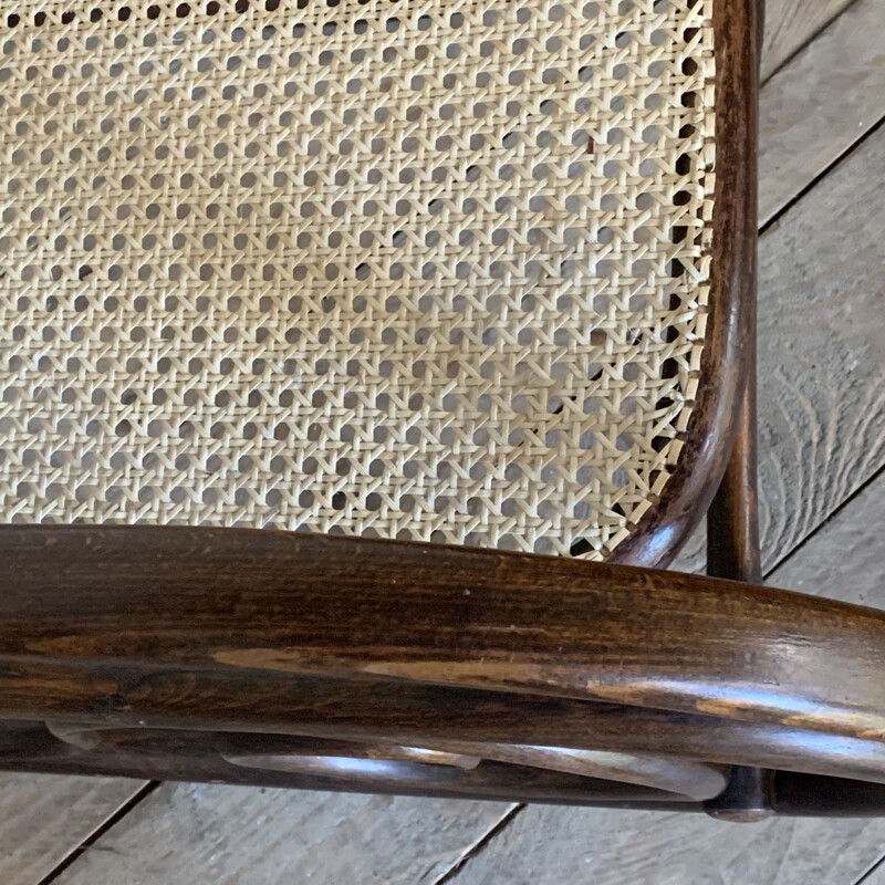 Cadeira de baloiço Vintage Thonet em cana