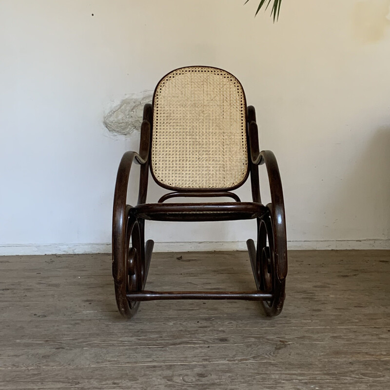 Chaise à bascule vintage Thonet en cannage