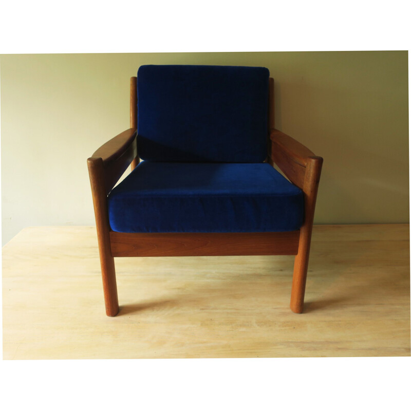 Fauteuil vintage Dyrlund en teck et velours bleu, Danemark 1970