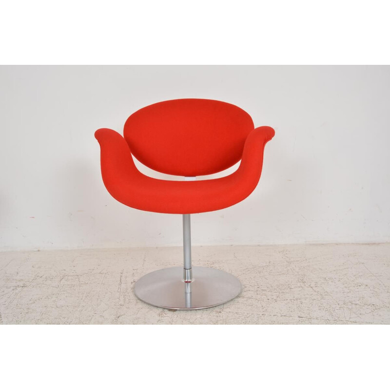 "Little Tulip" vintage swivel armchair by Pierre Paulin