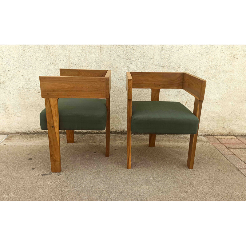 Ein Paar Vintage-Dreibein-Sessel aus massivem Teakholz und grünem Stoff, 1960