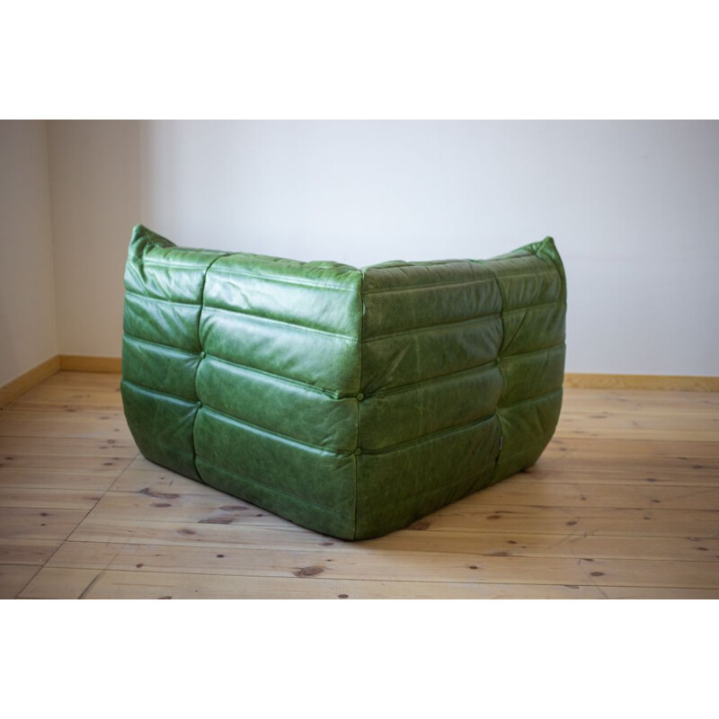 Vintage Togo corner armchair in leather Dubai green by Michel Ducaroy for Ligne Roset