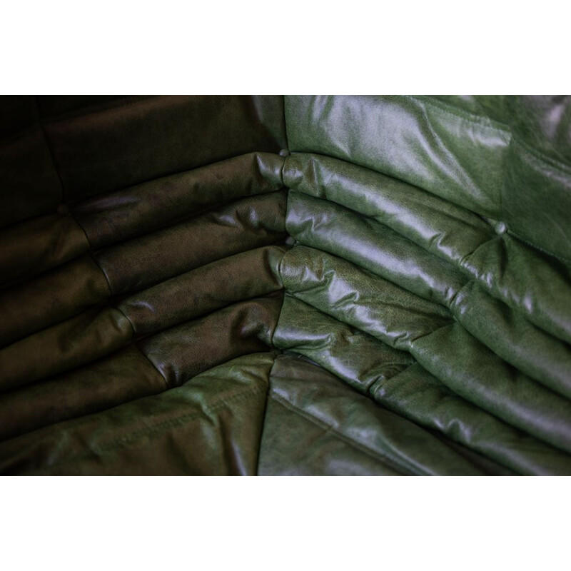 Vintage Togo corner armchair in leather Dubai green by Michel Ducaroy for Ligne Roset