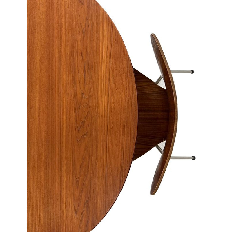 Mesa redonda vintage Grand Prix en teca de Arne Jacobsen para Fritz Hansen, 1957