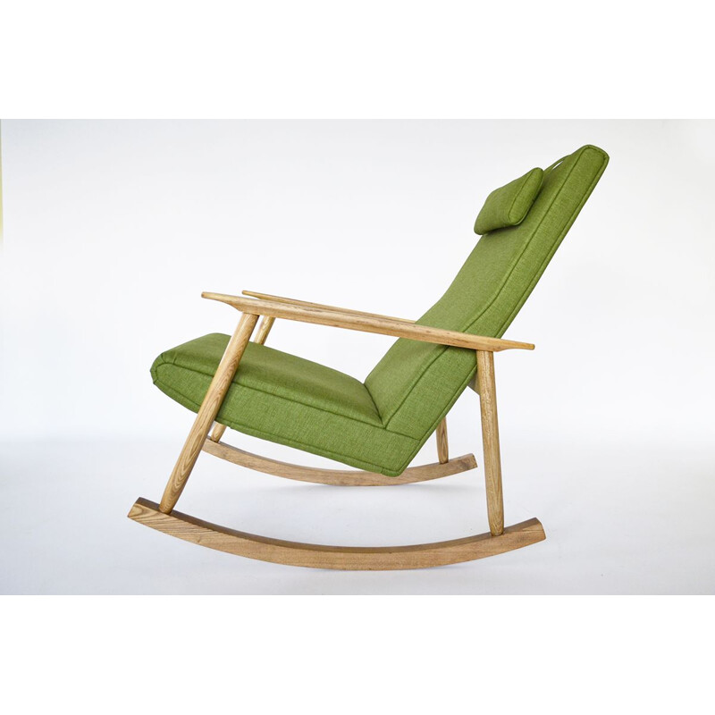 Vintage eikenhouten fauteuil van Valerija Ema Cukermanienė, 1960